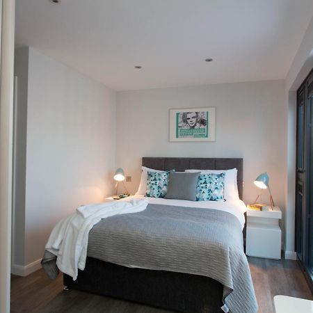Cotels At 7Zero1 Serviced Apartments - Modern Apartments, Superfast Broadband, Free Parking, Centrally Located Milton Keynes Ngoại thất bức ảnh