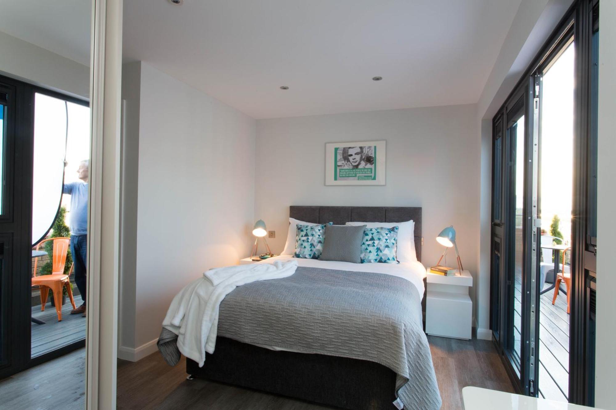 Cotels At 7Zero1 Serviced Apartments - Modern Apartments, Superfast Broadband, Free Parking, Centrally Located Milton Keynes Ngoại thất bức ảnh